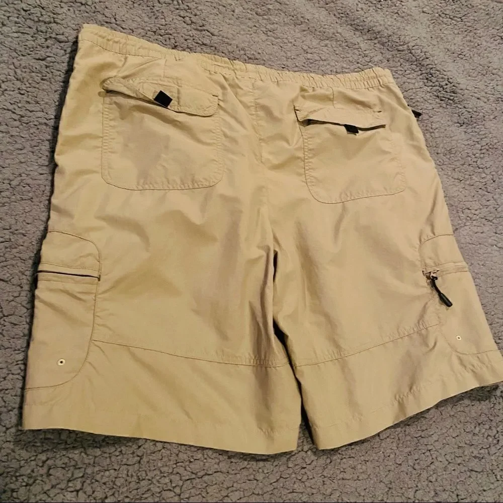 Magellan Lake Travis Khaki Size XL Fishing Shorts 100% Nylon
